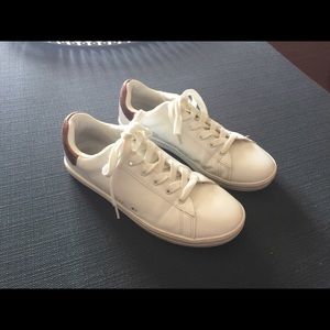 Dolce Vita white with metallic copper back detail